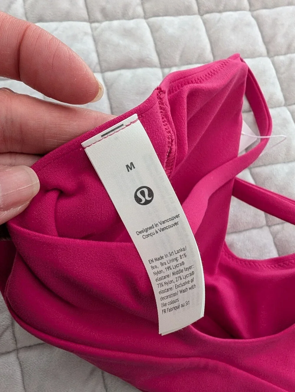 NWT Lululemon Focuser Scoop-neck Nulu Lightweight Bra, Size Medium